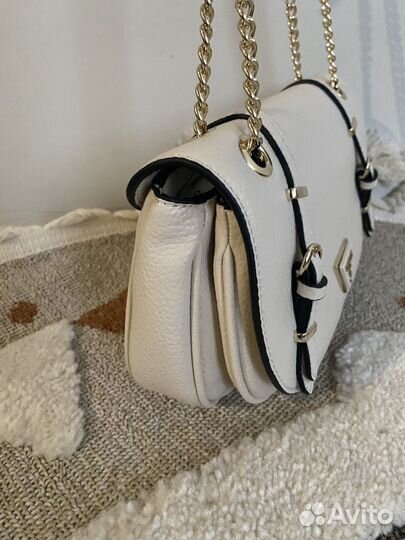 Сумка guess levia оригинал