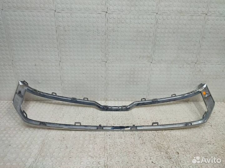 Молдинг решетки радиатора Skoda Kodiaq 2016