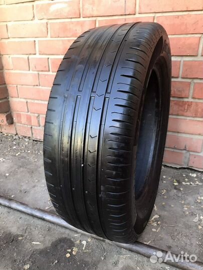 Continental ContiPremiumContact 5 215/60 R16