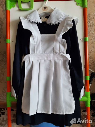 Школьная форма синяя новая