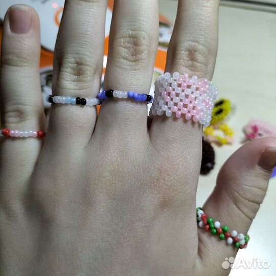 Колечки из бисера на заказ