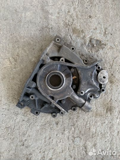 Маслянный насос Range Rover