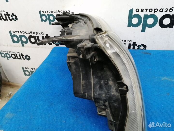 Фара галоген левая 81170-60C51 Toyota Land Cruiser