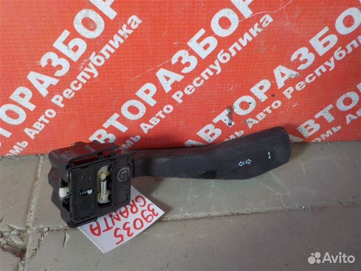 Переключатель поворотов LADA Granta FL 21127 2021