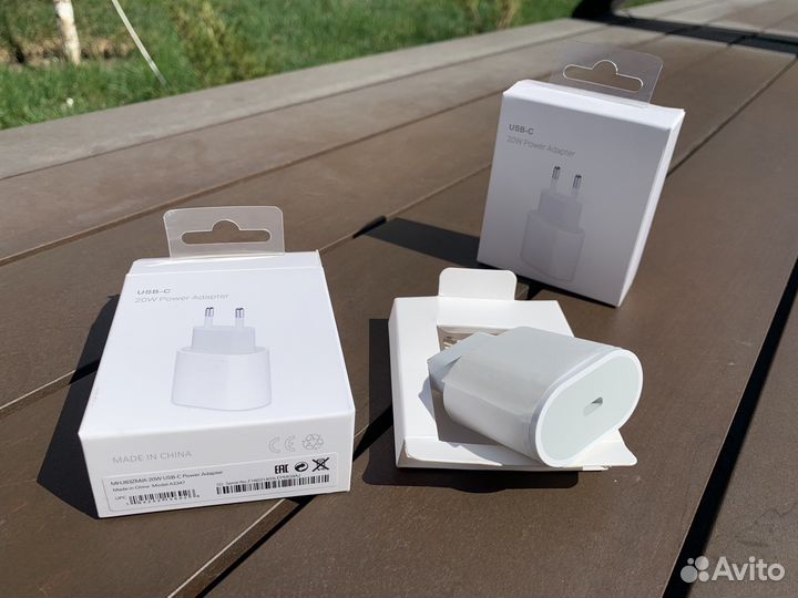 Блок питания для iPhone 20W