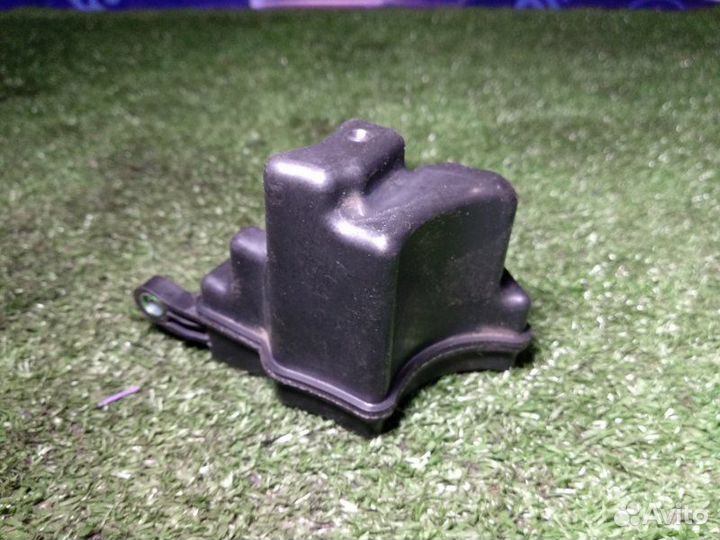 Бачок вакуумный Land Rover Range Rover Sport 2