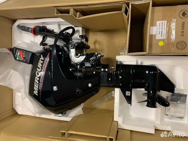Лодочный мотор mercury ME F 20 MH EFI витрина
