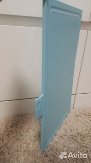 Набор из 4-х разделочных досок с подставкой новый