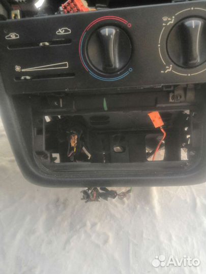 Торпеда(щиток приборов) Peugeot 406