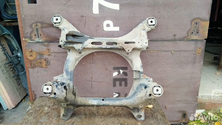 Балка подмоторная для VW Touareg 2002-2010