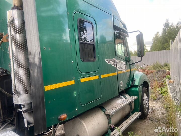 Freightliner CL120064ST, 2003
