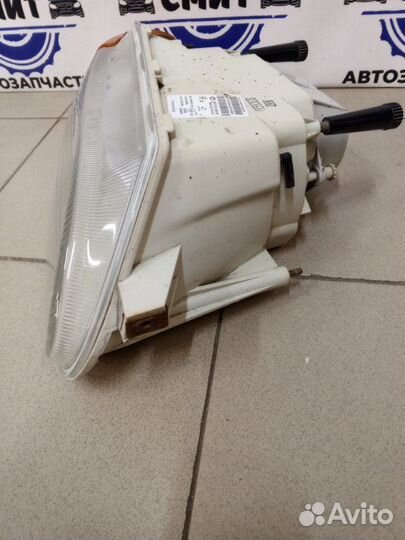 Фара галогеновая правая LADA 2115 1.6 2008