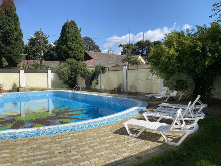 2-к. квартира, 100 м², 1/5 эт.