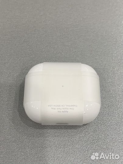 Кейсы, наушники AirPods новые оригинальные