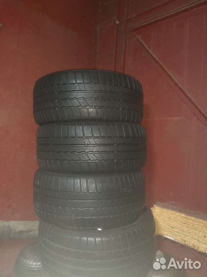 Continental Conti4x4IceContact 275/40 R20 106V