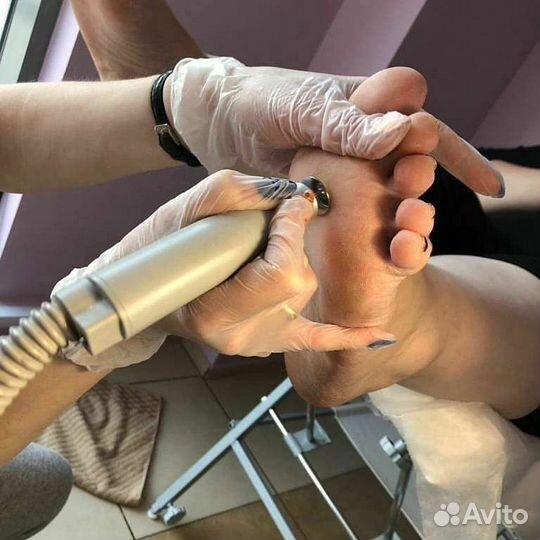 Маникюр/педикюр/моделирование ногтей