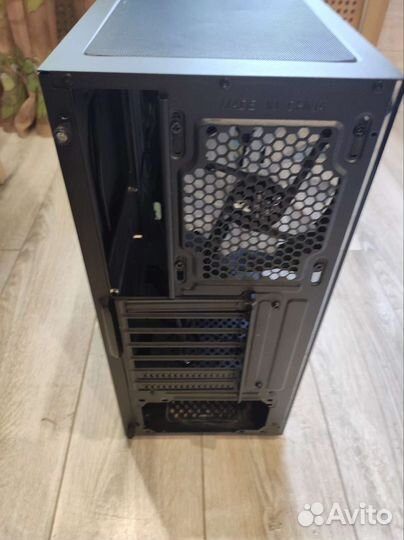 Компьютерный корпус