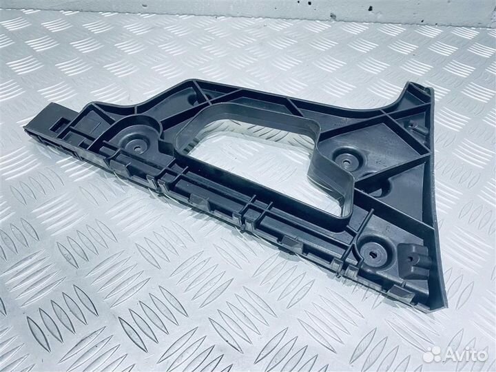 Кронштейн бампера заднего Audi A5 8T 8T0807453