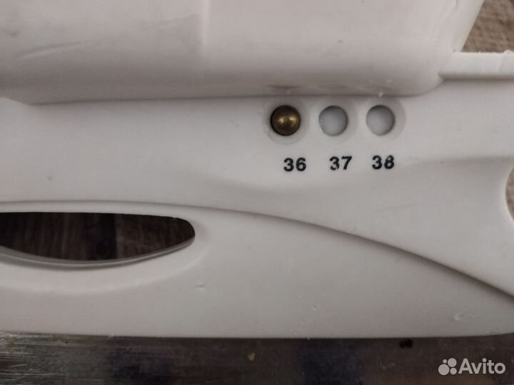 Коньки хоккейные 36-38