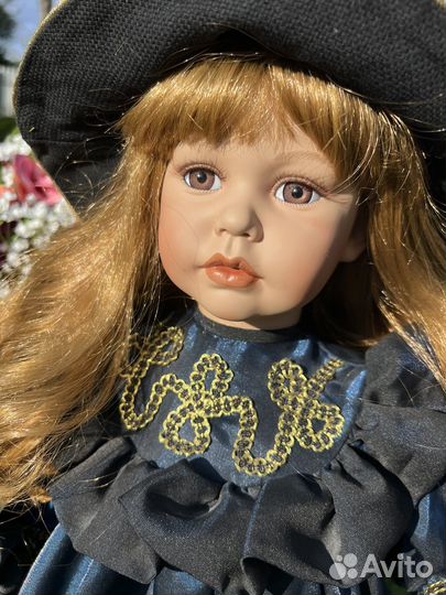 Кукла коллекционная