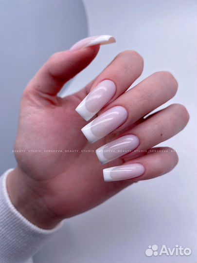 Маникюр с покрытием гель-лаком