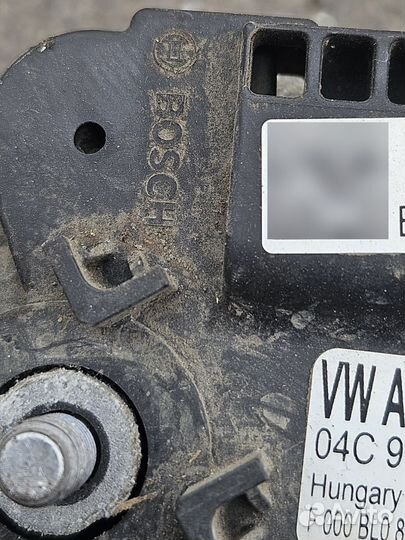 Генератор Шкода Рапид с обгонной муфтой