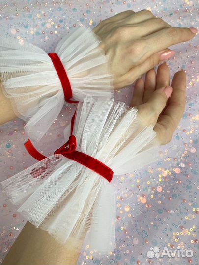 Манжеты в горошек и на бархатных лентах