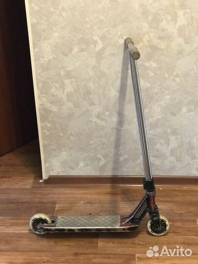 Трюковой самокат(кастом) в хорошем состоянии