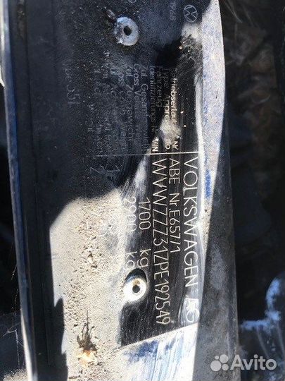 Разбор на запчасти Volkswagen Passat 3