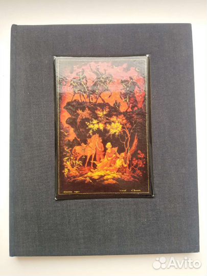 Исскуство холуйской миниатюрной живописи