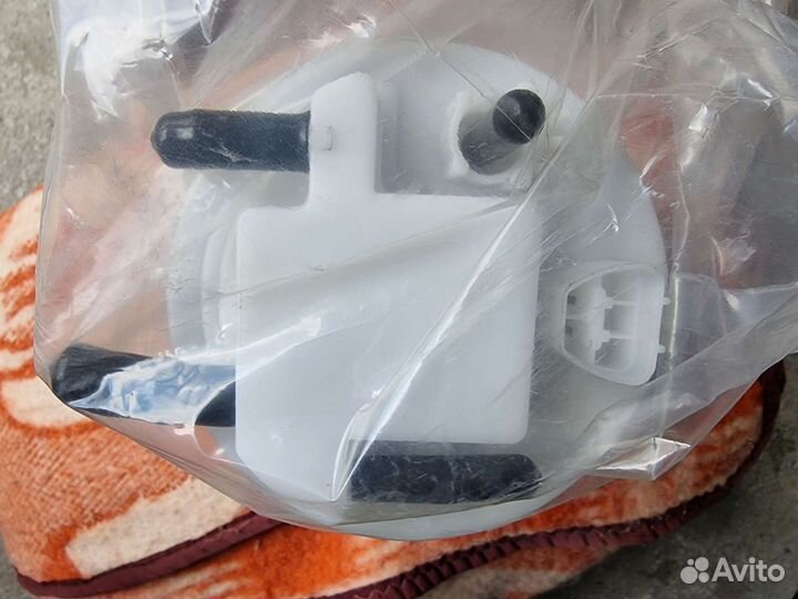 Топливный насос Toyota lexus