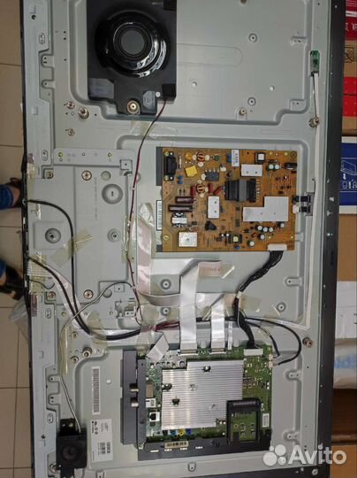 Телевизор Philips 42 pfl7008 Не работает