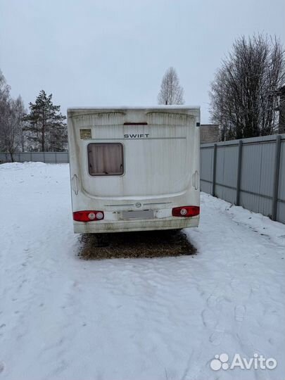 Прицеп-дача Swift Challenger, 2004