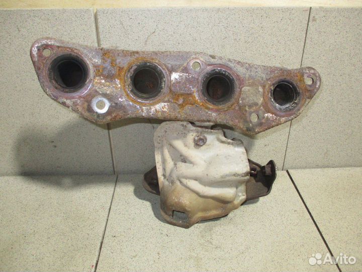 Коллектор выпускной Nissan Tiida (C11)