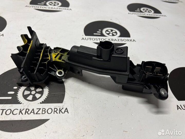 Распределитель питания Bmw X3 G01 2021