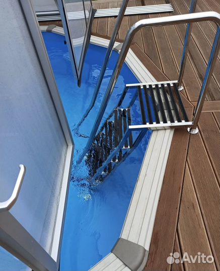 Лестница в бассейн из нержавейки под заказ
