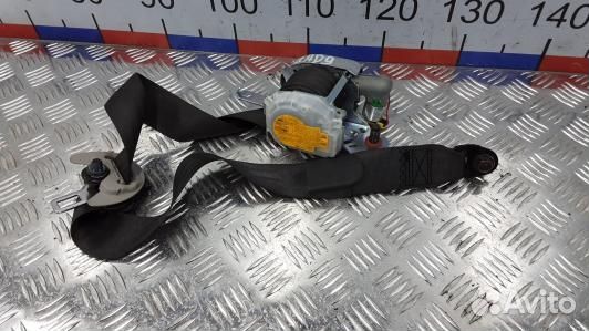 Ремень безопасности с пиропатроном сиденья передне