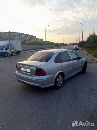 Opel Vectra 1.6 МТ, 2001, 215 000 км