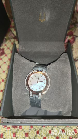 Часы Bulova
