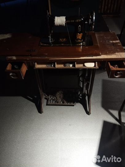 Швейная машинка