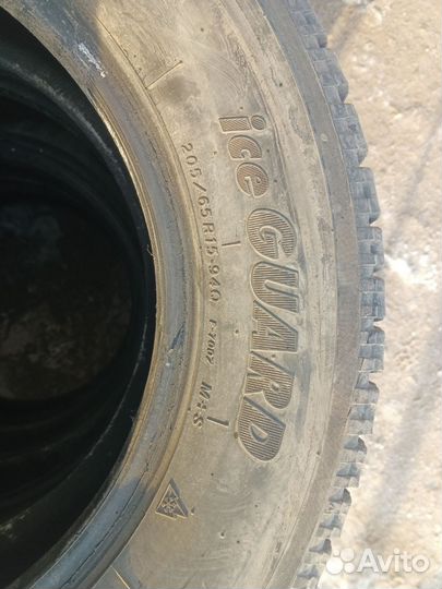 Yokohama Ice Guard F700Z 205/65 R15