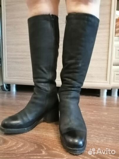 Продам зимние сапоги