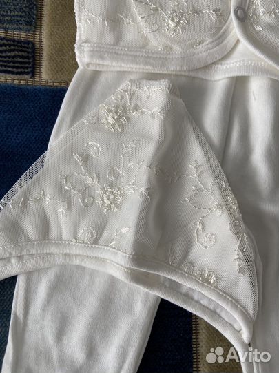 Комплект на выписку для девочки