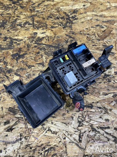 Блок предохранителей Рено Меган 3