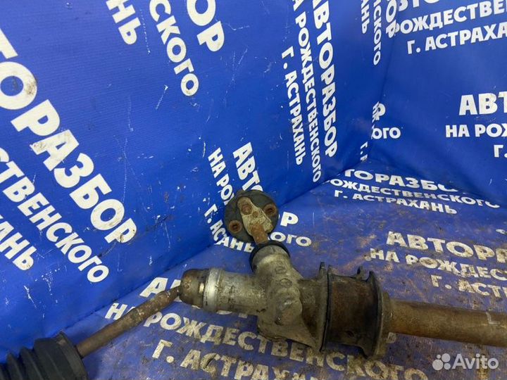 Рулевая рейка. Mitsubishi L300 4G92 1997