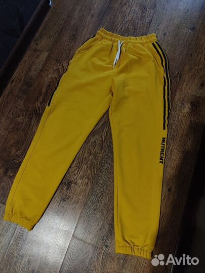 Спортивные штаны