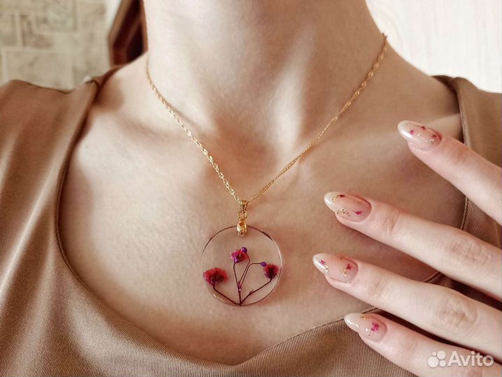 Кулон (подвеска) из эпоксидной смолы