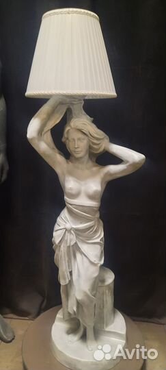Статуя Девушка с чашей 1,2м Скульптура Торшер Свет