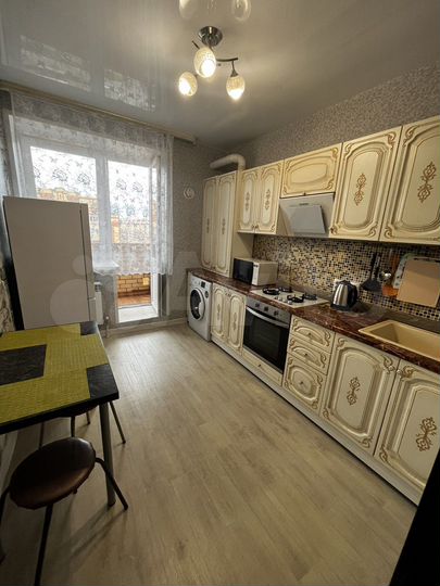 1-к. квартира, 33 м², 9/9 эт.