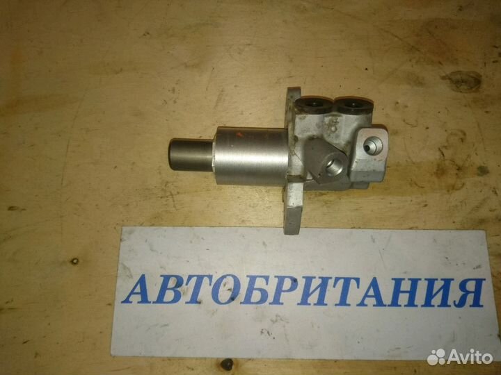 Главный тормозной цилиндр Freelander 1 02-06